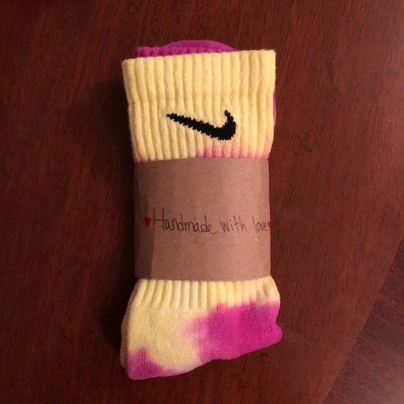 Nike tie dye socks (23$/per pair) - Picture 5 of 6